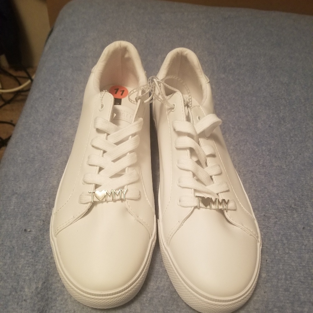 Tennis tommy